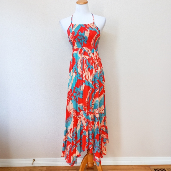 🤍 Free People smocked strappy back hankerchief hem midi dress - Picture 8 of 13